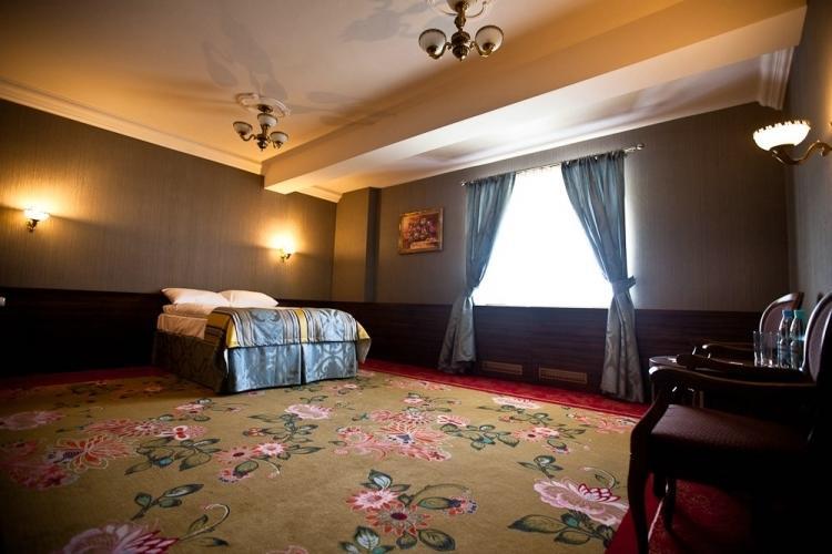 Hotel Złoty Młyn Majków Piotrków Trybunalski Kamer foto